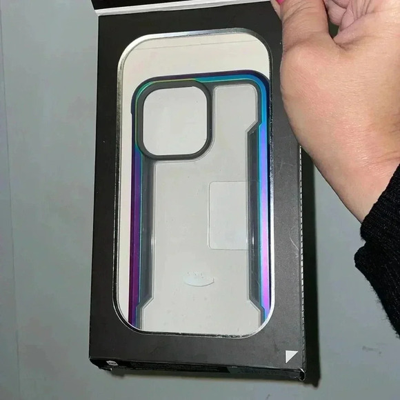 iPhone 6.1 Pro 2021 Cover - Picture 3 of 3